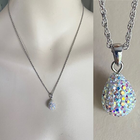 NWT FAC Sparkling Crystal Teardrop Pendant Necklace - Picture 1 of 6